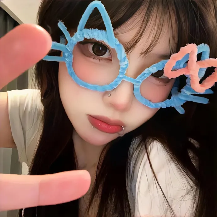 喜剧电影《开心一刻》- 轻松娱乐首选
